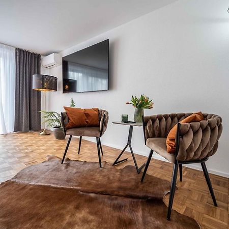 City Wohnung Fn L 5 Klimatisiert Mit Balkon Und Kueche 腓特烈港 外观 照片