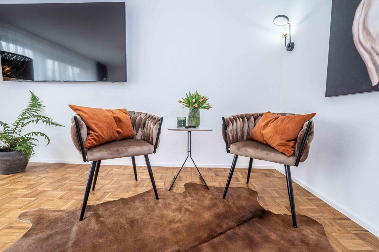 City Wohnung Fn L 5 Klimatisiert Mit Balkon Und Kueche 腓特烈港 外观 照片