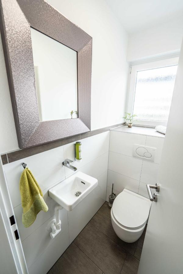 City Wohnung Fn L 5 Klimatisiert Mit Balkon Und Kueche 腓特烈港 外观 照片