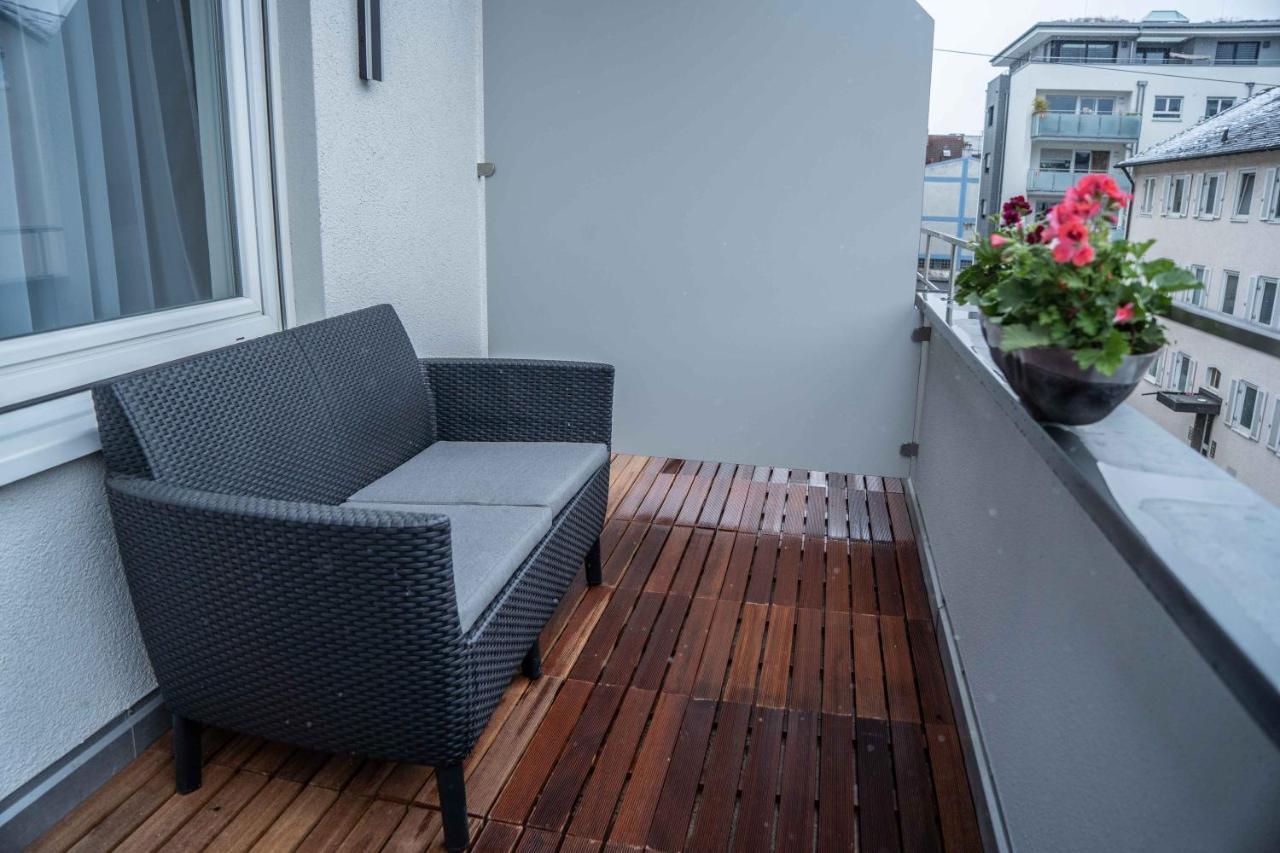 City Wohnung Fn L 5 Klimatisiert Mit Balkon Und Kueche 腓特烈港 外观 照片