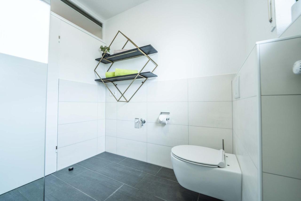 City Wohnung Fn L 5 Klimatisiert Mit Balkon Und Kueche 腓特烈港 外观 照片